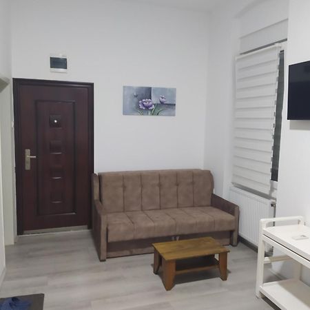 즈레냐닌 Lotus House 아파트 외부 사진