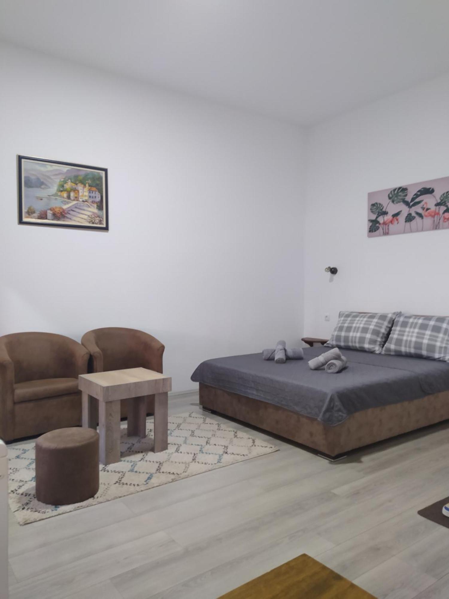즈레냐닌 Lotus House 아파트 외부 사진